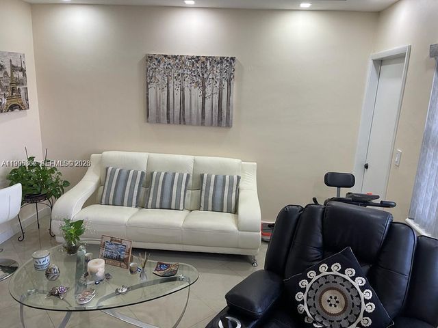3200 NE 7th Court 306C, Pompano Beach, FL 33062