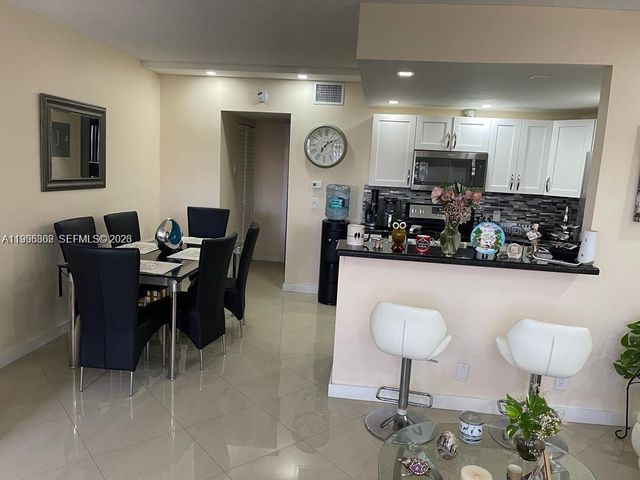 3200 NE 7th Court 306C, Pompano Beach, FL 33062