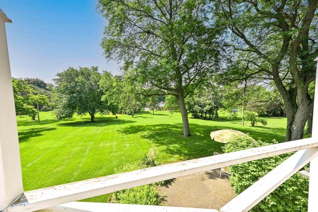 8081 Fielding LANE, Greendale, WI 53129
