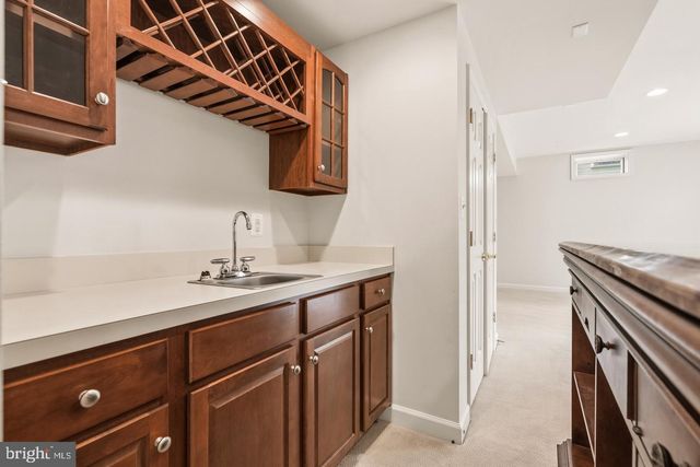 42511 MERIDIAN HILL DR, Brambleton, VA 20148