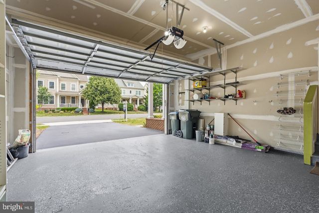 42511 MERIDIAN HILL DR, Brambleton, VA 20148
