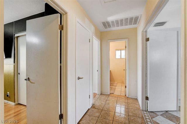 7900 Rustic Canyon Court, Las Vegas, NV 89131
