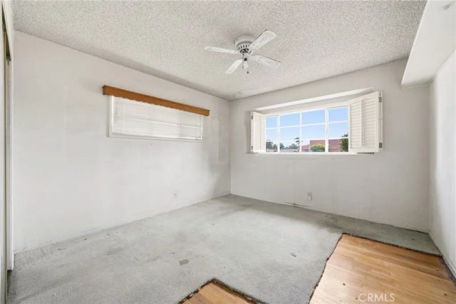 19607 Bryant, Northridge, CA 91324