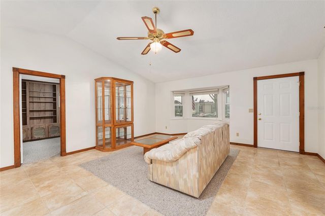 8560 SW 93RD LANE G, Ocala, FL 34481