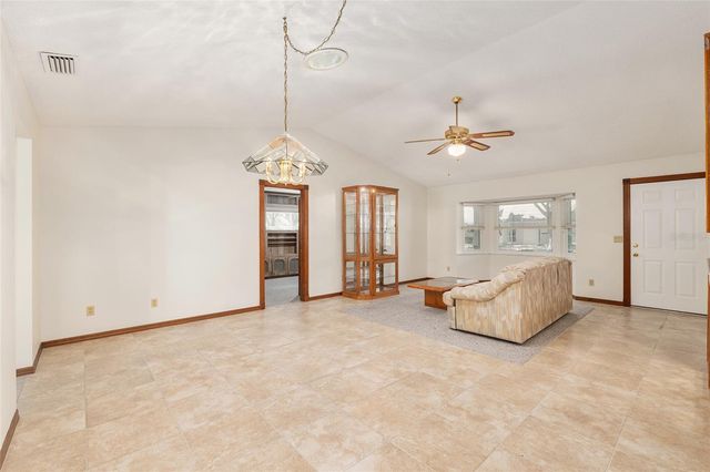 8560 SW 93RD LANE G, Ocala, FL 34481
