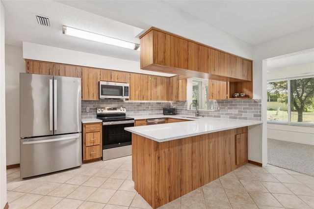 8560 SW 93RD LANE G, Ocala, FL 34481