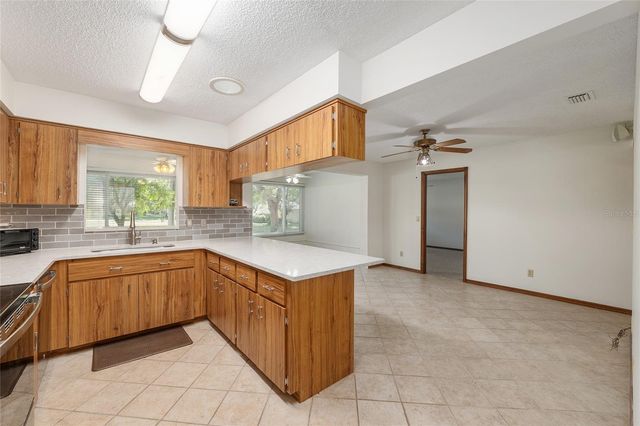 8560 SW 93RD LANE G, Ocala, FL 34481