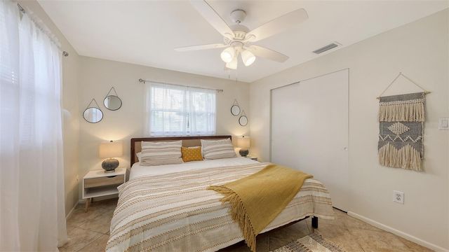 2551 WANETA DRIVE, Sarasota, FL 34231