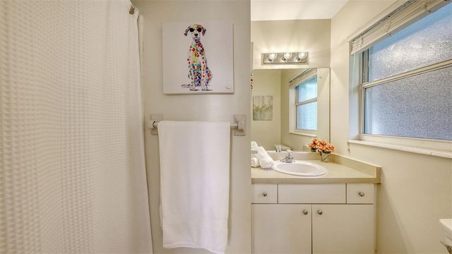 2551 WANETA DRIVE, Sarasota, FL 34231