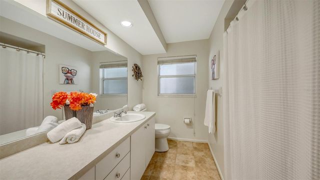 2551 WANETA DRIVE, Sarasota, FL 34231