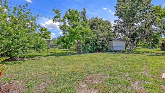2551 WANETA DRIVE, Sarasota, FL 34231