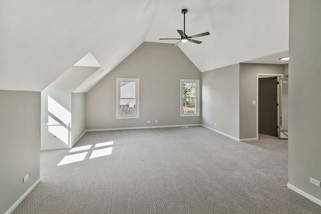 731 Roaring Brook Lane, Algonquin, IL 60102