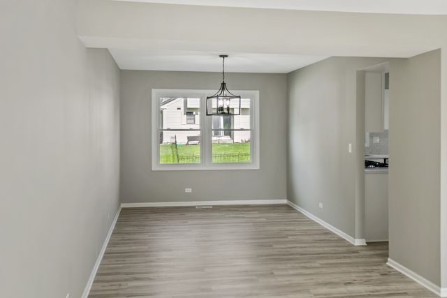 731 Roaring Brook Lane, Algonquin, IL 60102