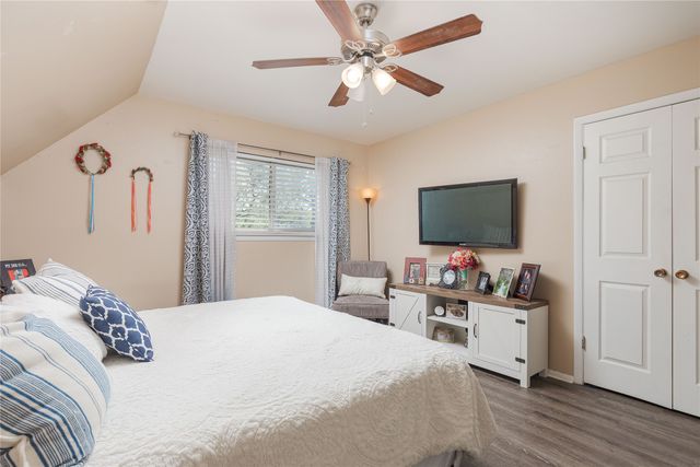 1731 Foster Drive, Arlington, TX 76012