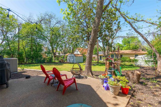 1731 Foster Drive, Arlington, TX 76012