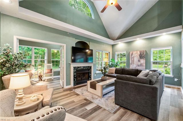 2644 Einstein DR, Virginia Beach, VA 23456