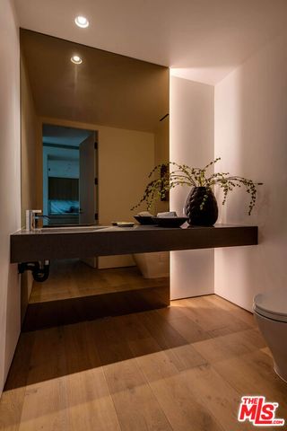 8899 Beverly Boulevard 5E, Los Angeles, CA 90048