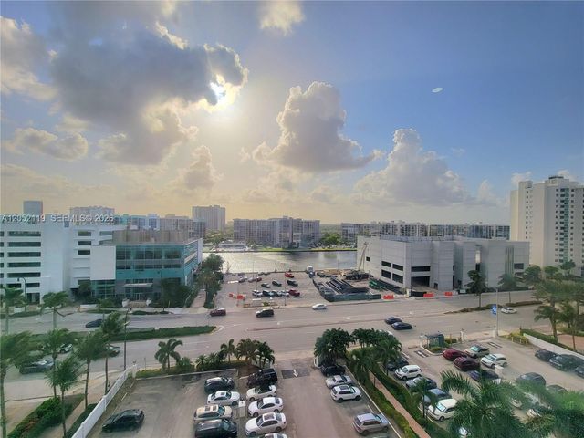 3505 S Ocean Dr 901, Hollywood, FL 33019