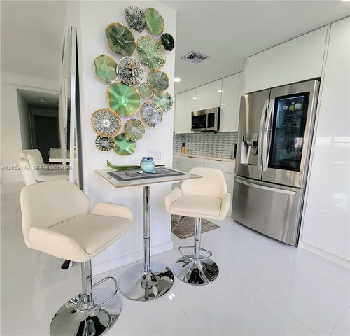 3505 S Ocean Dr 901, Hollywood, FL 33019