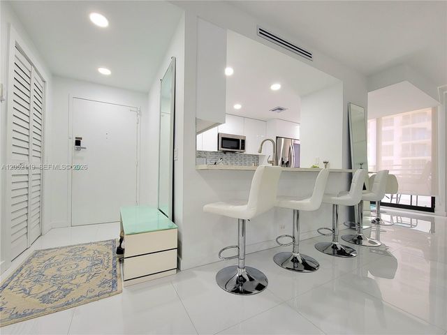 3505 S Ocean Dr 901, Hollywood, FL 33019