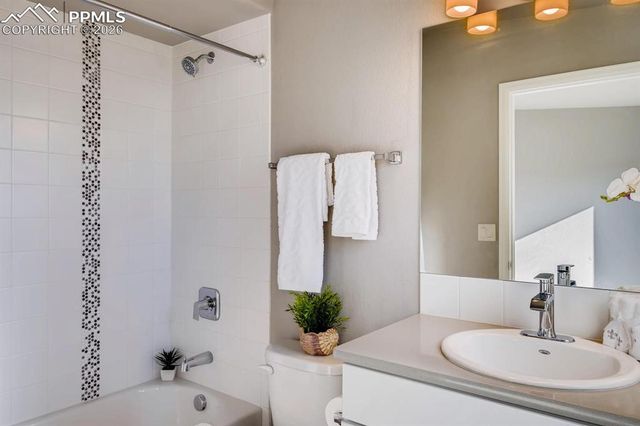 50 Cheyenne Boulevard, Colorado Springs, CO 80905