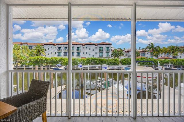 1395 CURLEW AVE 4-3, Naples, FL 34102
