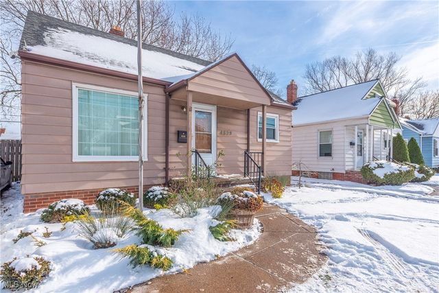 4529 W 150th Street, Cleveland, OH 44135