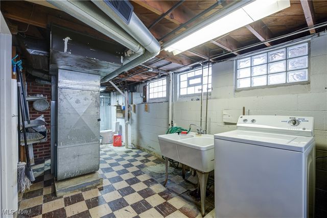 4529 W 150th Street, Cleveland, OH 44135