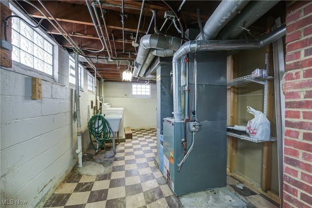 4529 W 150th Street, Cleveland, OH 44135