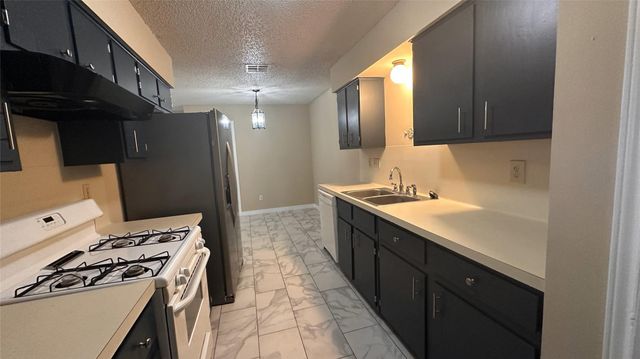 4003 Stonebridge DR A, Round Rock, TX 78681