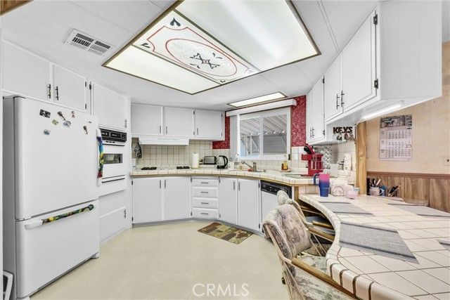 30810 Silver Palm, Homeland, CA 92548