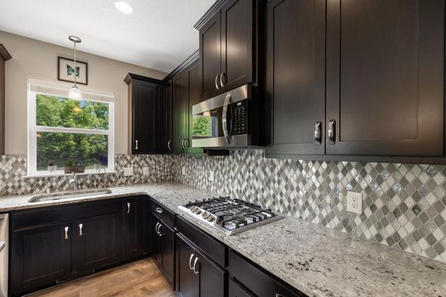9804 66th Street Alcove S, Cottage Grove, MN 55016