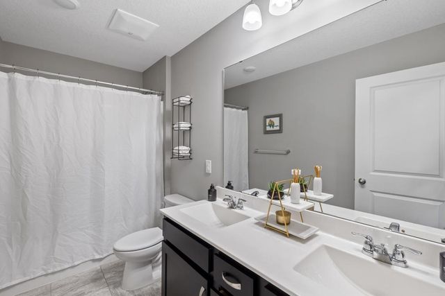 9804 66th Street Alcove S, Cottage Grove, MN 55016