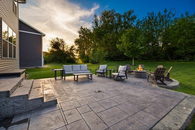 9804 66th Street Alcove S, Cottage Grove, MN 55016