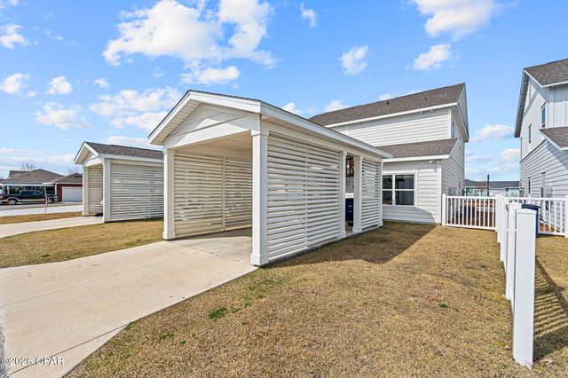 2323 Discovery Loop, Panama City, FL 32405