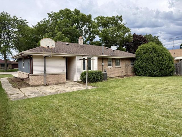 3859 E Whittaker AVENUE, Cudahy, WI 53110