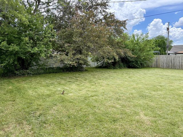3859 E Whittaker AVENUE, Cudahy, WI 53110