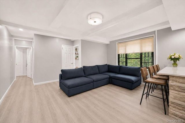 2160 E Tremont Avenue 3B, Bronx, NY 10462