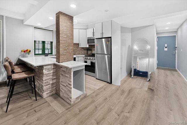 2160 E Tremont Avenue 3B, Bronx, NY 10462
