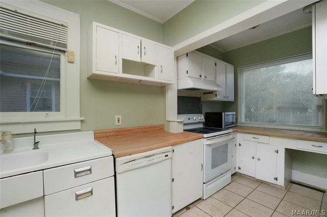 2205 St Charles Avenue, Montgomery, AL 36107