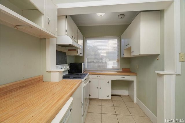 2205 St Charles Avenue, Montgomery, AL 36107