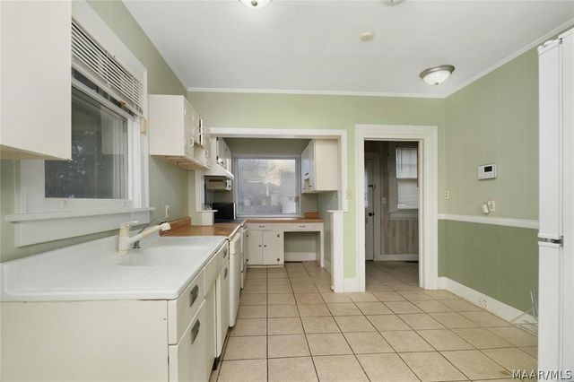 2205 St Charles Avenue, Montgomery, AL 36107