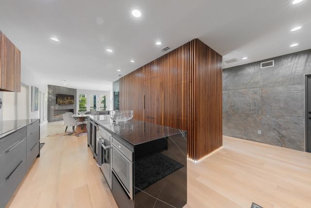 3731 Gilbert Avenue 3, Dallas, TX 75219