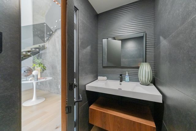 3731 Gilbert Avenue 3, Dallas, TX 75219