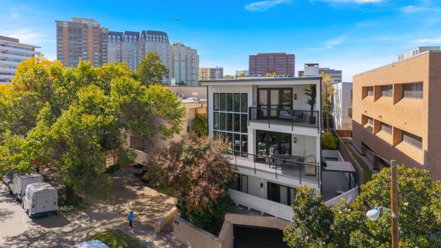 3731 Gilbert Avenue 3, Dallas, TX 75219