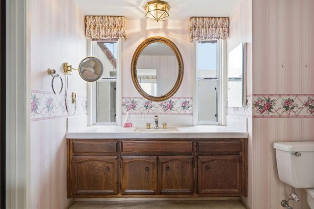 25 Rinconada Circle, Belmont, CA 94002