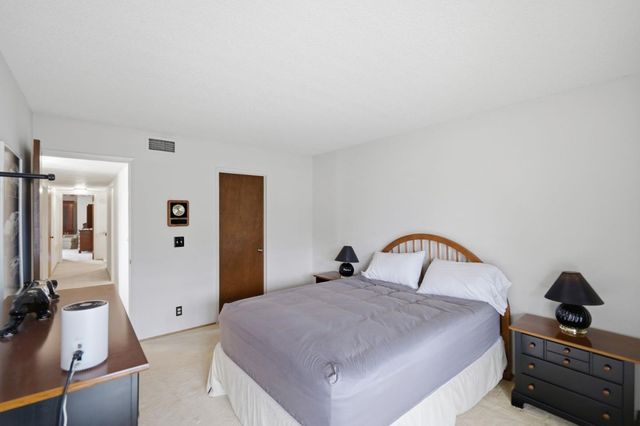 25 Rinconada Circle, Belmont, CA 94002