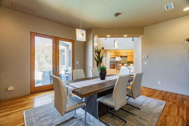 7816 Florence Avenue NE, Albuquerque, NM 87122