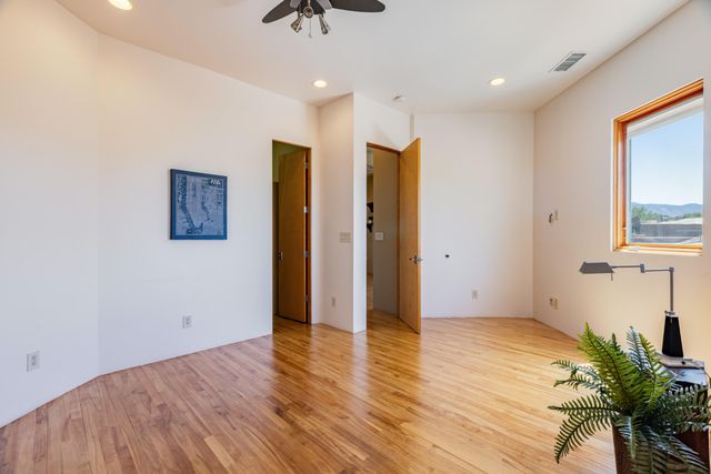 7816 Florence Avenue NE, Albuquerque, NM 87122