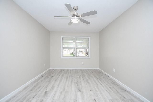 1202 Dwinnell Street, Baytown, TX 77520